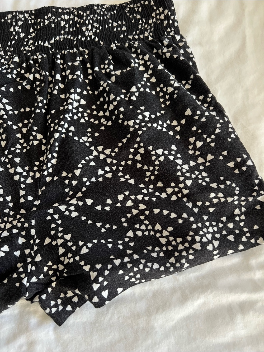 Aritzia Talula Heart Shorts - Picture 10 of 15